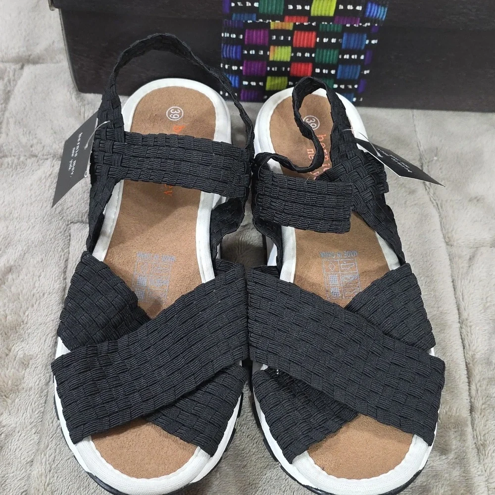 NEW Bernie Mev Kaia Sandals Black/Cream Womens‎ Strappy Stretch Memory Foam 39/8